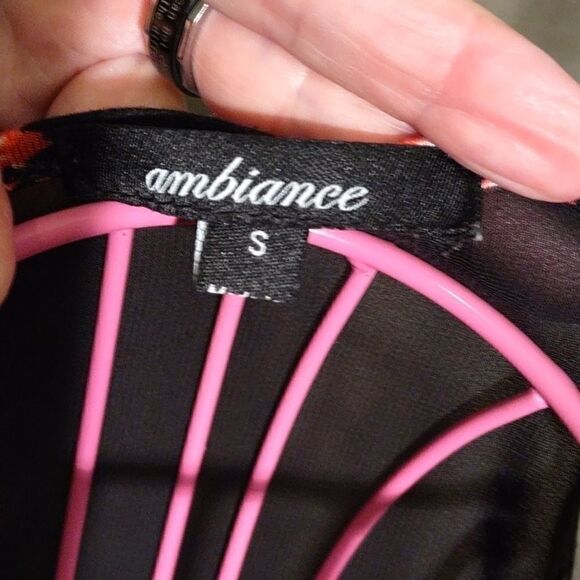 Ambiance Floral Tank Top sz Small - Picture 4 of 6